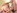 Deux blondes partagent une bonne grosse bite