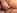 Jeune blonde prise par tous les trous dans un gangbang