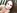 Une brune � gros seins offre une pipe en POV