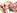 Phoenix Marie reoit une jaculation faciale.
