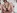 Du pserme sur la bouche d'une japonaise � chatte poilue