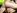 Brune  lunettes et  gros seins asperge de sperme