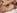 Penetration anale pour une femme rousse � la chatte ras�e