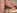 Bondage et sodomie pour une blonde