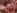 Une amatrice brunette bais�e sur son canap� par un renoi