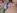 Blonde bonasse � gros seins naturels et piercings aux t�tons
