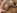 Un porno amateur o� une brune se fait enculer et dilater l'anus