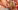 Une blonde se fait baiser la bouche puis la chatte