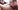 2 lesbiennes : une blonde silicon�e et une brune � chatte poilue