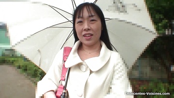 La 1ere vido porno de Fumiko, une asiatique  chatte poilue