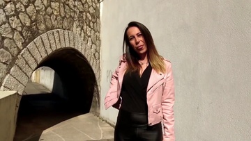 Une amatrice de 21 ans, clibataire et chaude