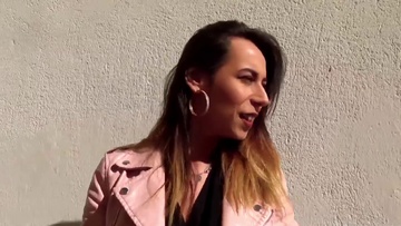 Une amatrice de 21 ans, clibataire et chaude